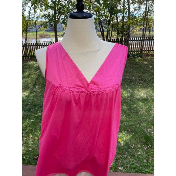 Vanity Fair Pink Nylon Sleeveless Nightgown XL Made In USA - Picture 2 of 10